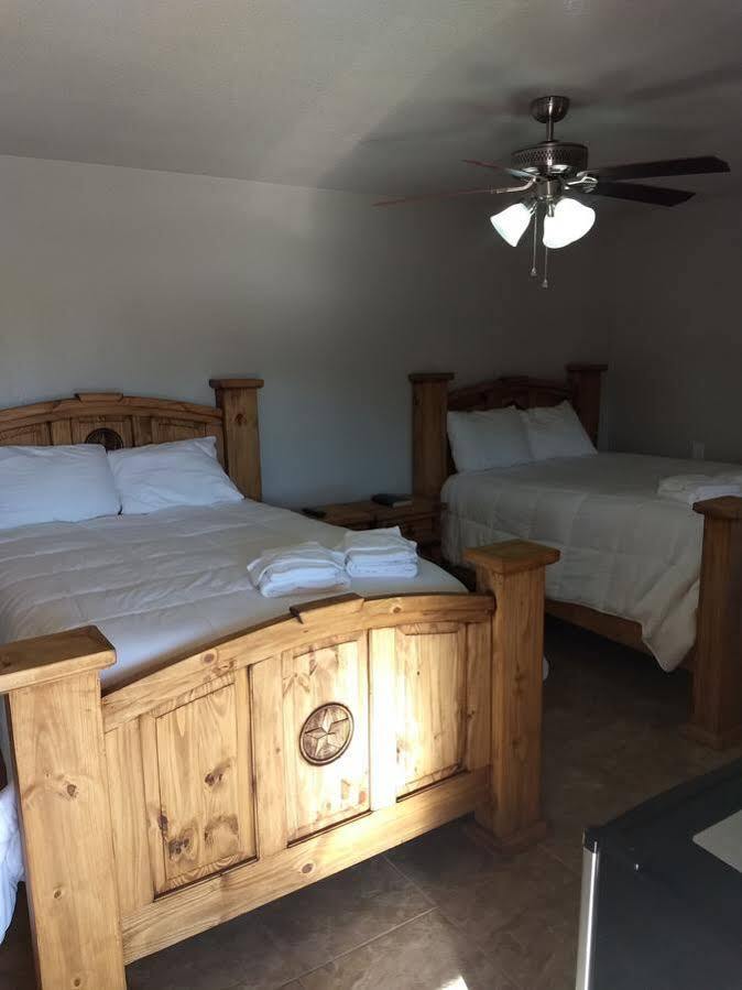 Whitten Inn Van Horn Exteriör bild