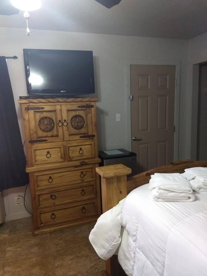 Whitten Inn Van Horn Exteriör bild